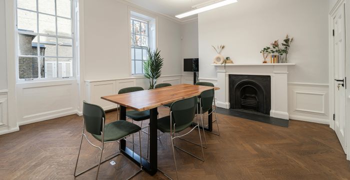 4 Bloomsbury Pl, London - Image 3