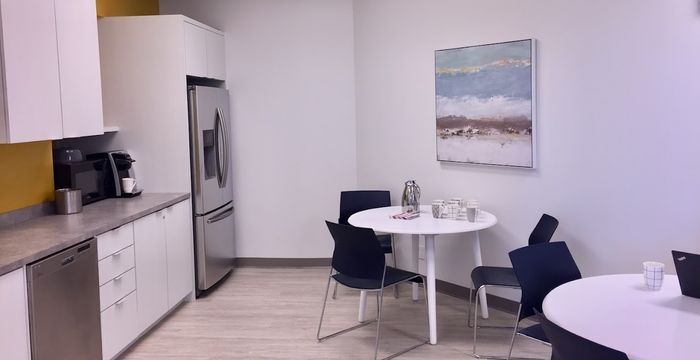 175 Commerce Valley Dr W, Thornhill - Image 2