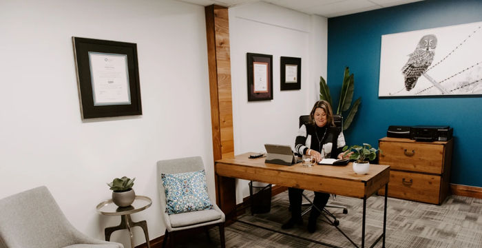 499 Hill St, London - Image 2