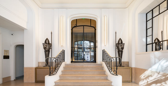 2 Rue De La Baume, Paris - Image 4