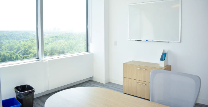 1290 Central Pkwy W, Mississauga - Image 4