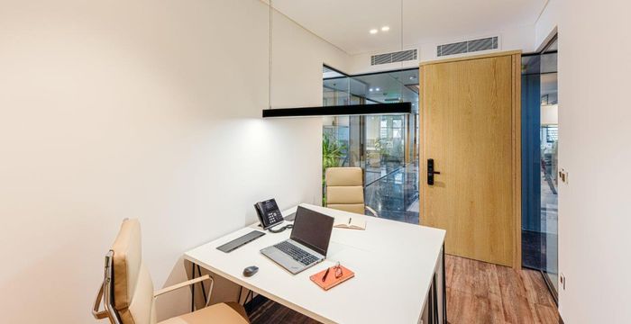 5 Person Coworking Space at 8533 Al Bathaa 2170 Al Faisaliyyah, Jeddah ...