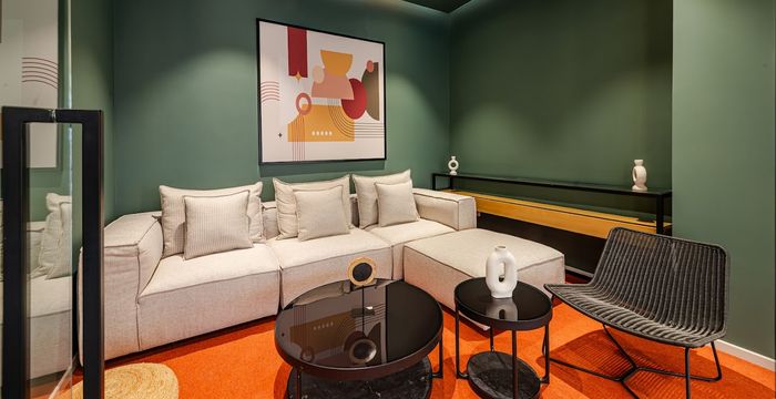 10 Person Private Office at 6629 King Abdul Aziz Branch RD King Salman ...