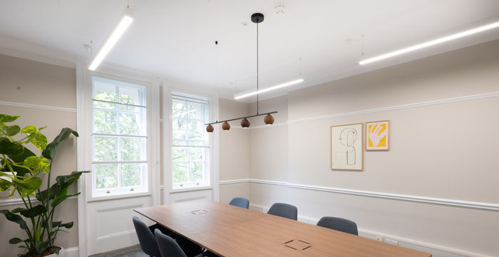 132 Buckingham Palace Road, Greater London - Image 5