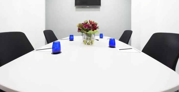 300 South Row, Milton Keynes - Image 4