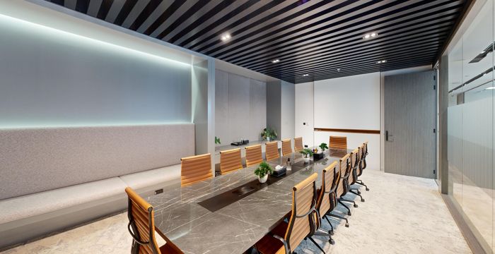 Emaar Square, Dubai - Image 2