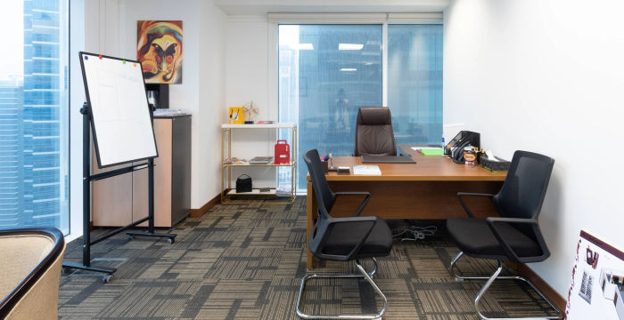 Single Business Tower - Business Bay, Dubai - Image 4