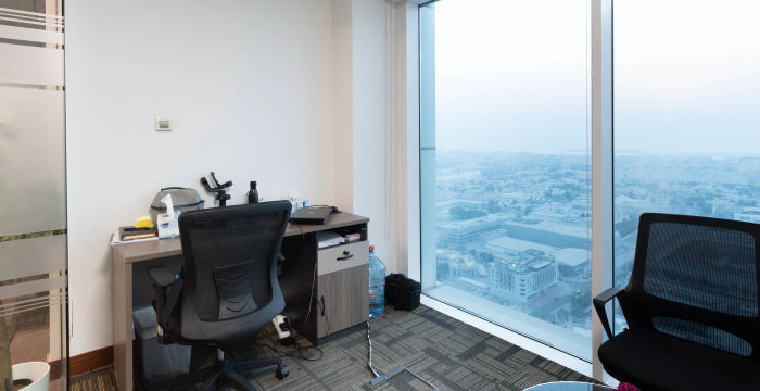 Single Business Tower - Business Bay, Dubai - Image 5