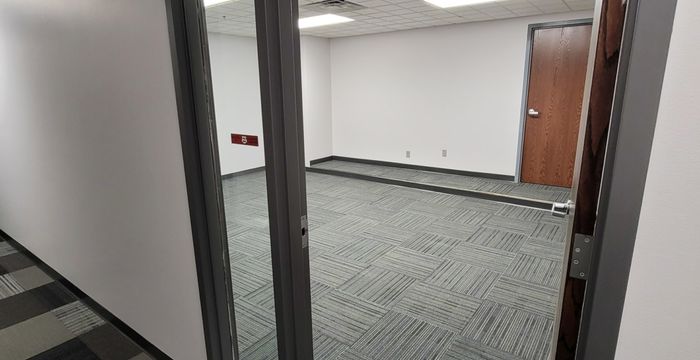 210 3rd Ave Se 210 3rd Ave Se, Cedar Rapids - Image 2