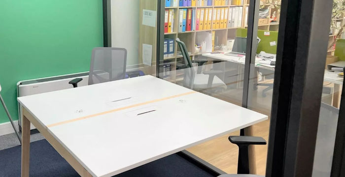 13 Rue Jean Jaurès, Puteaux - Image 2