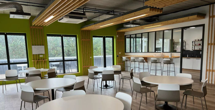 1 Rue Jacqueline Auriol, Guyancourt - Image 5