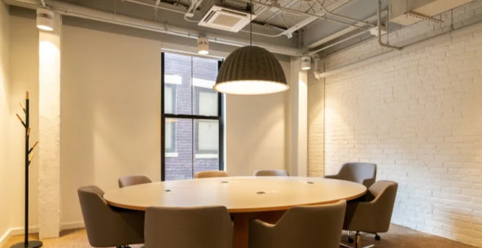 1 Jewry Street, Winchester - Image 4