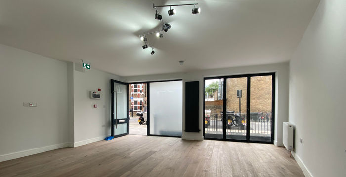 1B Beryl Road, Hammersmith - Image 2