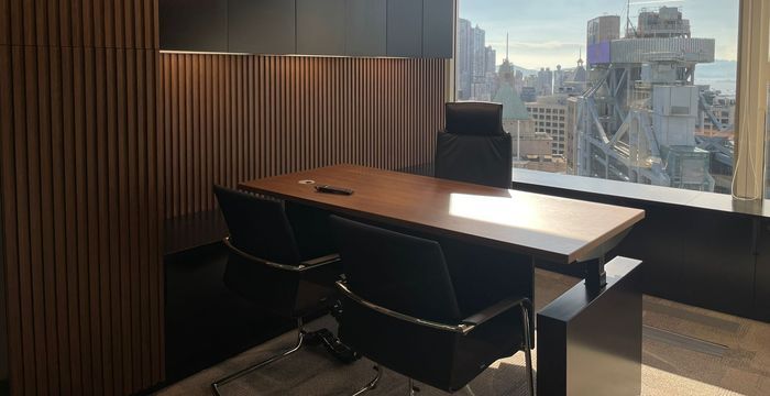 2 Queen's Road Central, Central - Image 4