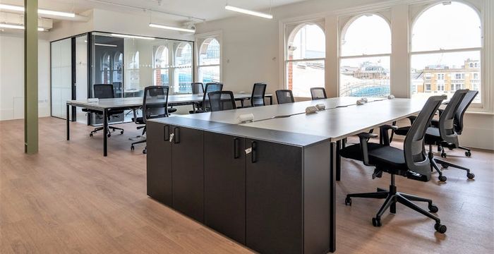 1 West Smithfield, Clerkenwell - Image 4