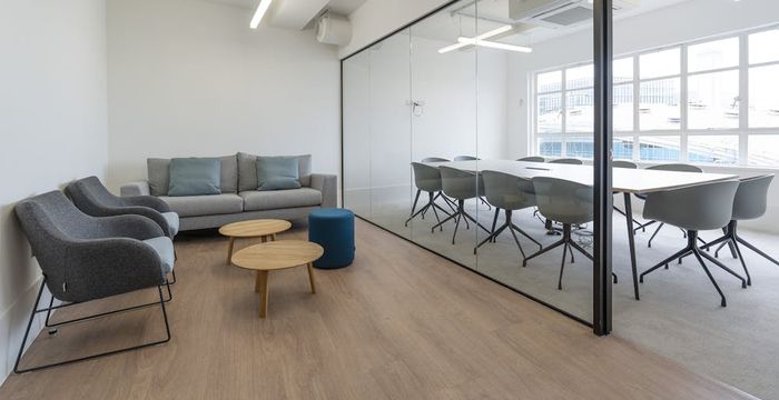 1 West Smithfield, Clerkenwell - Image 5