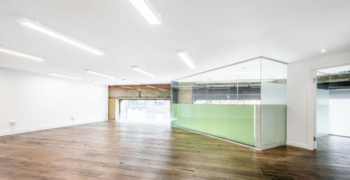 35 Artillery Lane, Spitalfields - Image 2