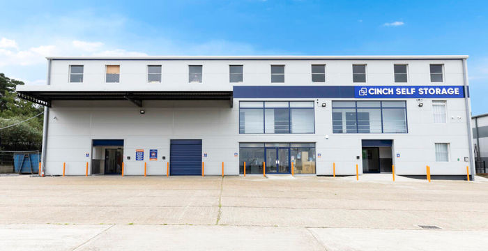 Forsyth Rd, Woking - Image 4