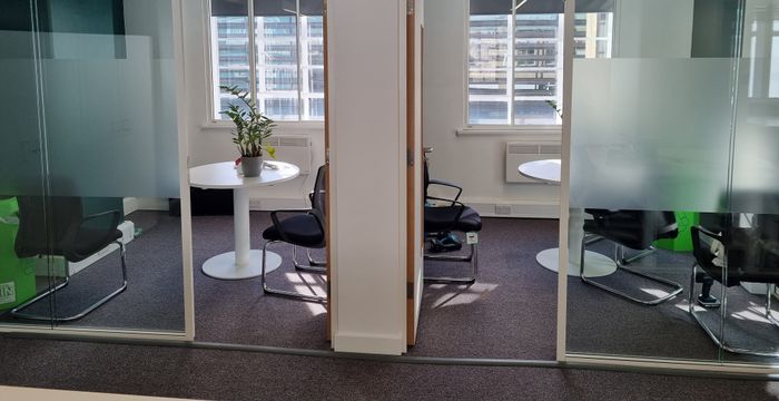 351 Oxford St, London - Image 2