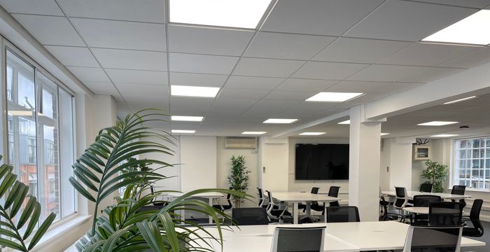 351 Oxford St, London - Image 5