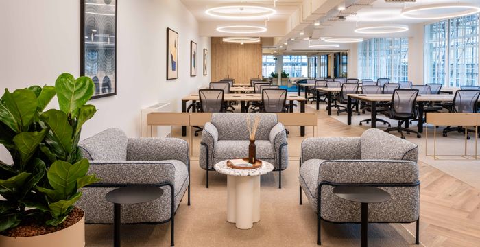 20/30 Great Titchfield St, Fitzrovia - Image 2