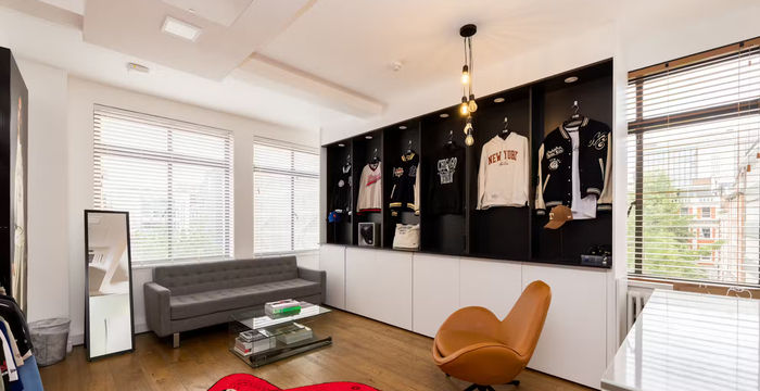 41-42 Eastcastle Street, Greater London - Image 3
