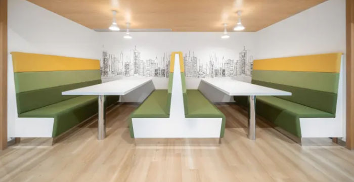 9400 W Higgins 9400 W Higgins, Rosemont - Image 2