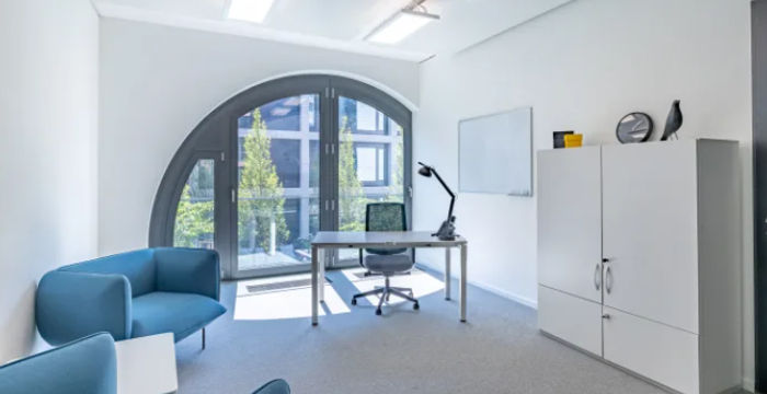 400 W 48th Ave, Denver - Image 2