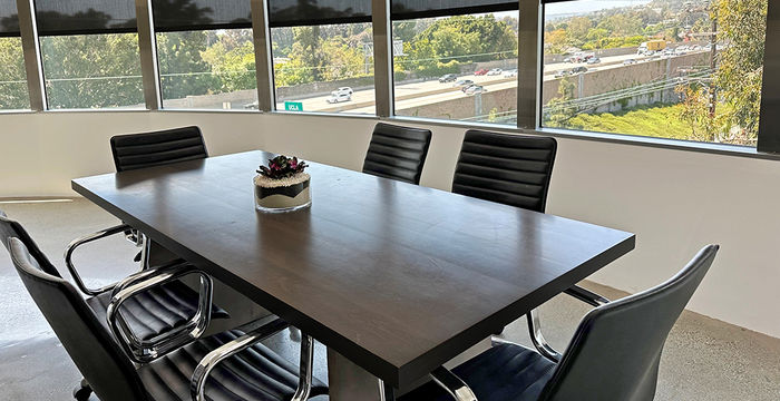 500 S Sepulveda Blvd, Los Angeles - Image 2