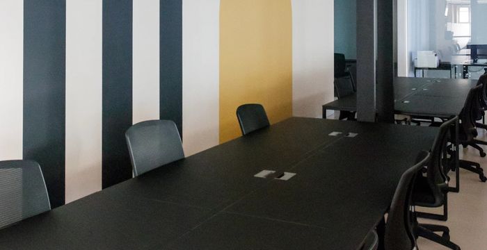 27 Somerset Road 27 Somerset Road, Cape Town - Image 2