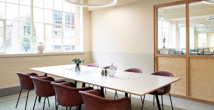 20 Garrett St, London - Image 2