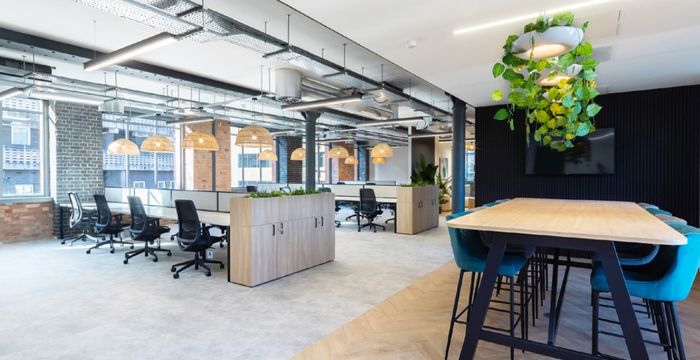 80 Middlesex St, London - Image 2