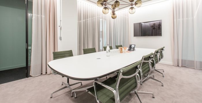 2 Stephen Street, Bloomsbury - Image 2