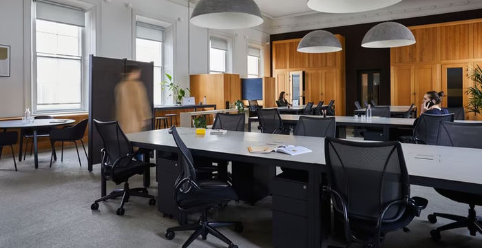 19 Eastbourne Terrace, Paddington - Image 2