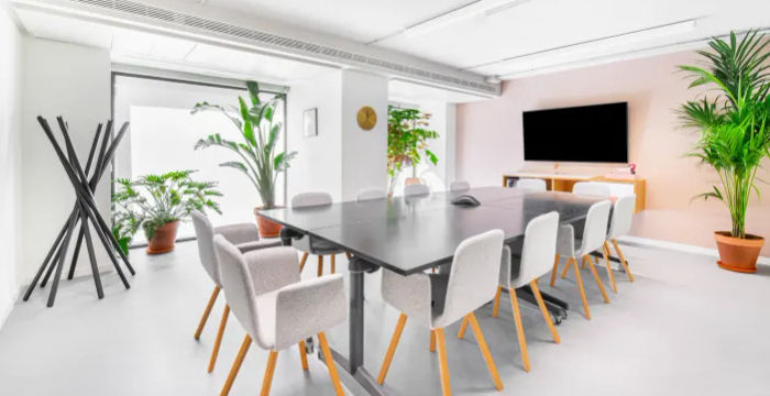 6754 Ayala Avenue Corner Legaspi Street, Makati City - Image 2