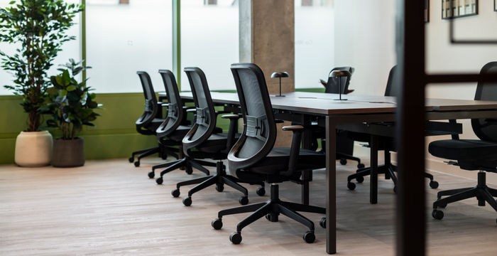 22 Ash Ave, London - Image 4