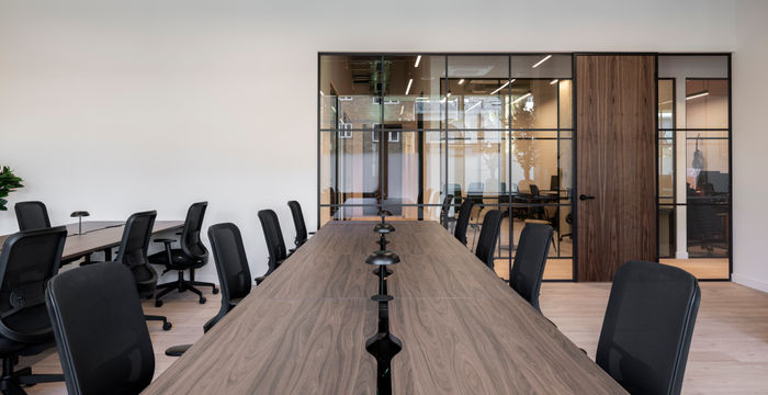 22 Ash Ave, London - Image 3