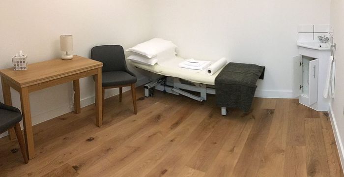 36 Saint Mary At Hill, London - Image 5