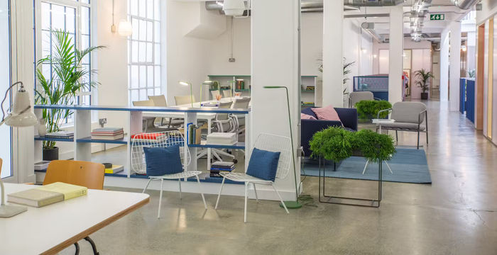 Whitechapel High Street - Image 4