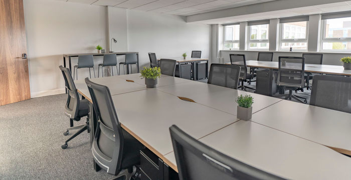 81 Station Road, Ashford - Image 2