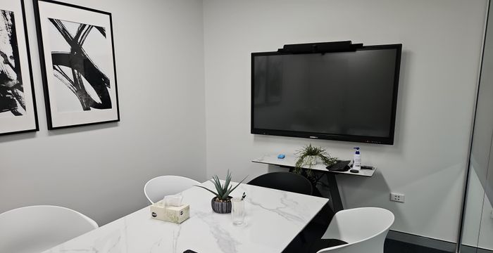 33 Lexington Drive, Bella Vista - Image 3