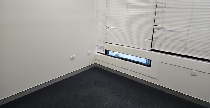 33 Lexington Drive, Bella Vista - Image 4