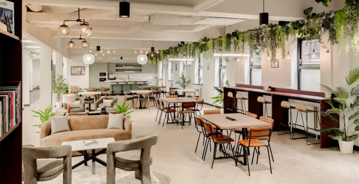 33-34 Winckley Square, Preston - Image 3