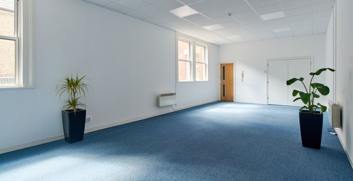 Station Hill, Chippenham - Image 5