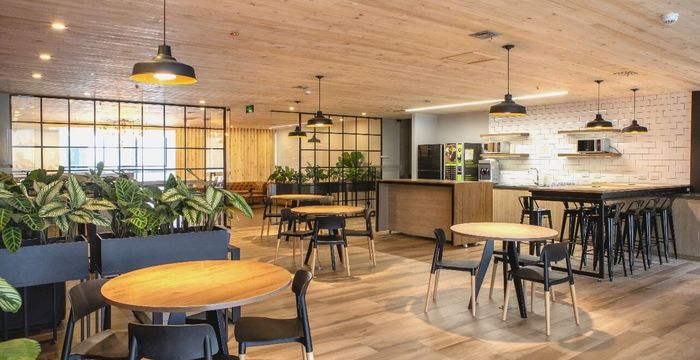 16 Carrera #97-46, Bogotá - Image 4