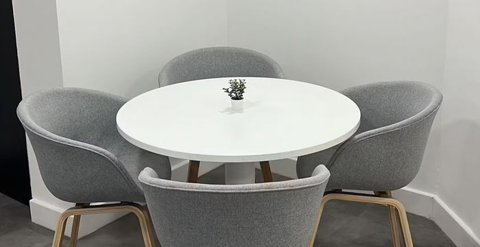 21 Grosvenor Gardens, Belgravia - Image 2