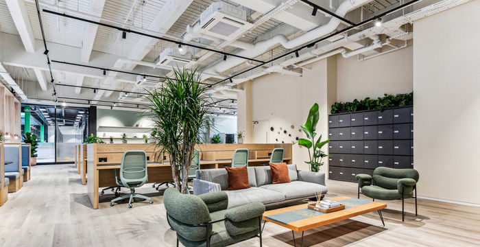 4 Queens Road, London - Image 2