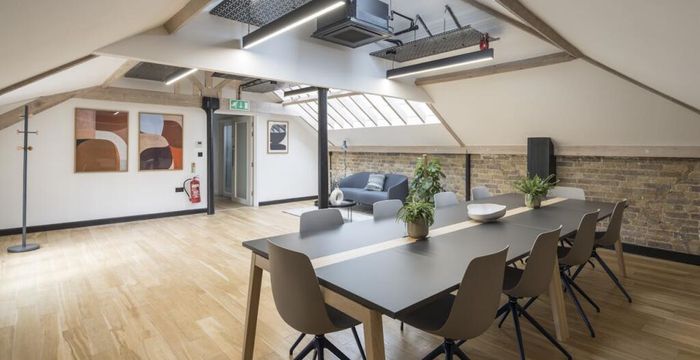 16 Bowling Green Lane, London - Image 4
