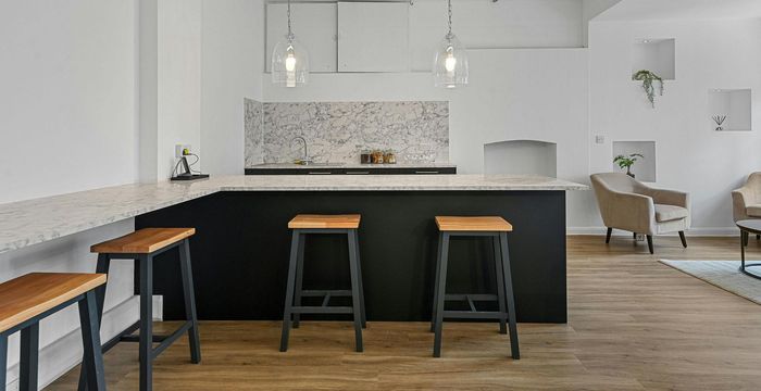 11-12 Charlotte Mews, Fitzrovia - Image 4
