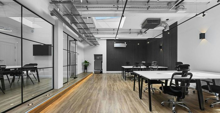 11-12 Charlotte Mews, Fitzrovia - Image 5
